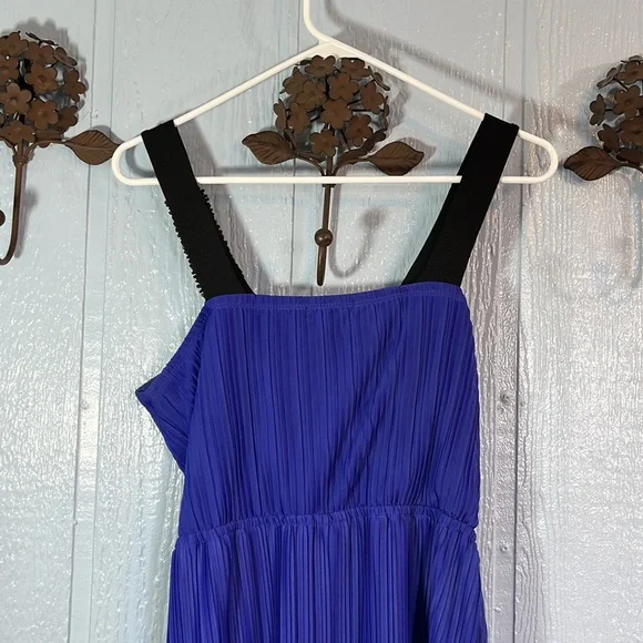 Trixie brand dress - Picture 5 of 7